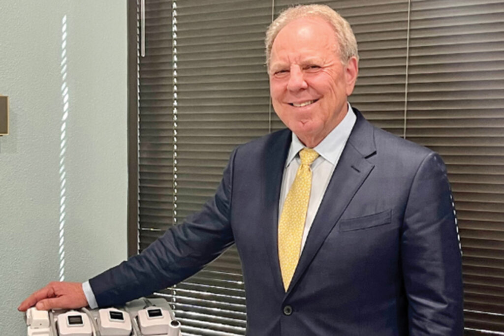 White Elegant Minimalist About Article Page Layout A4 Document