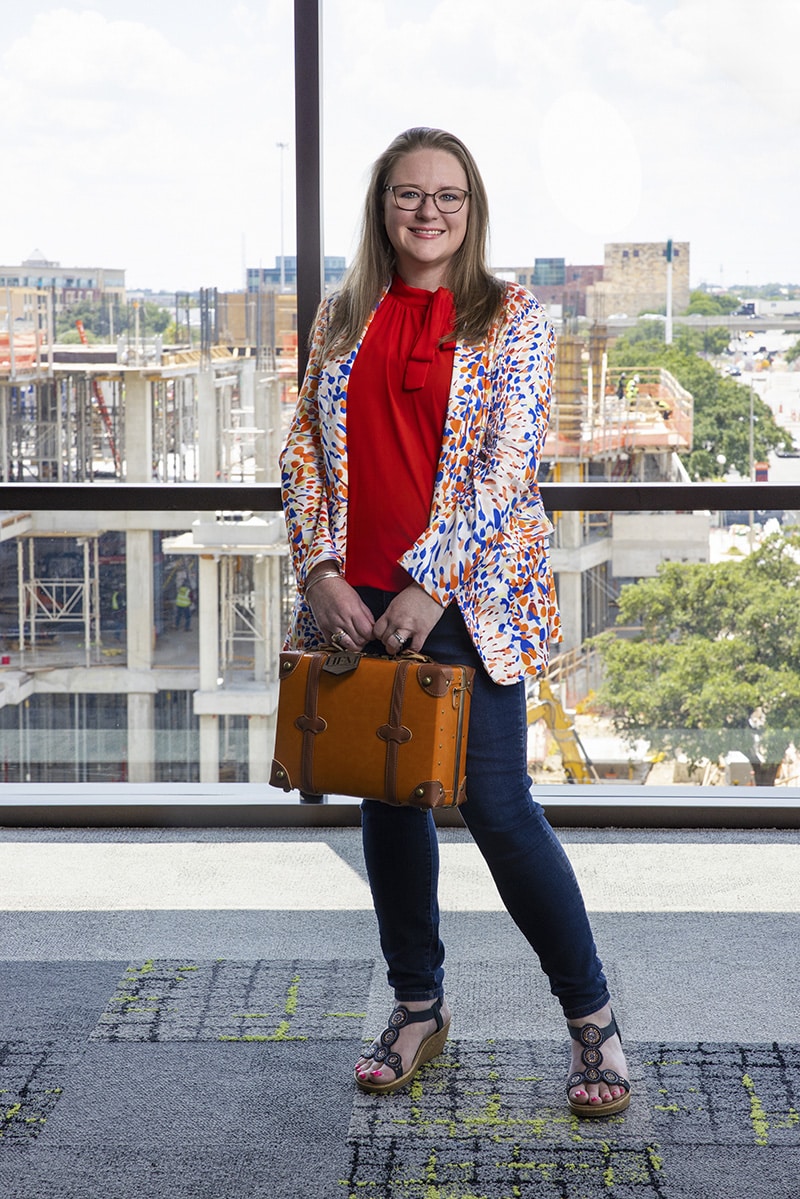 Rebecca Schroeder with Bag