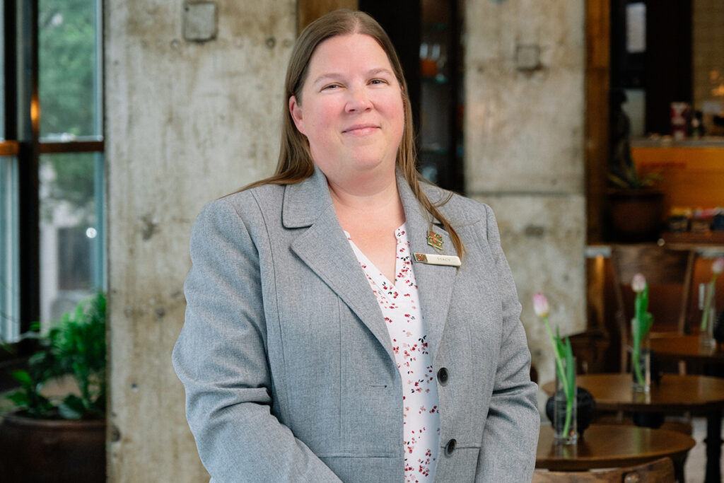 WEB DT1 6847 fw valencia stacy seaborn FINAL